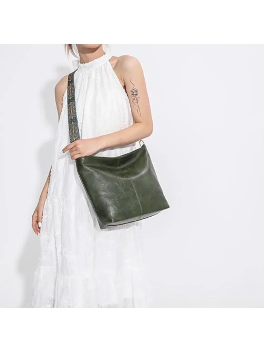 Stylish Vegan Leather Hobo Bag for Women | Crossbody, Guitar Strap, Boho Tote